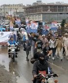 وفود أكاديمية تنضم إلى مخيم الاعتصام في الضالع