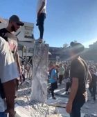 تشييع ستة أشخاص قضوا بقصف إسرائيلي على مدرسة للنازحين في غزة