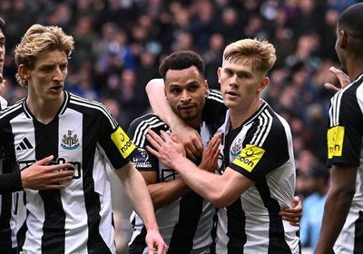 هاو ينتقد عدم احتساب ركلة جزاء واضحة لنيوكاسل أمام تشيلسي