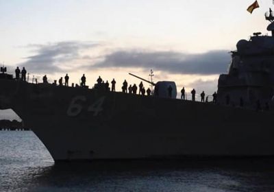 مسؤولون: أمريكا تعمل على اعتراض سفينة خاضعة للعقوبات