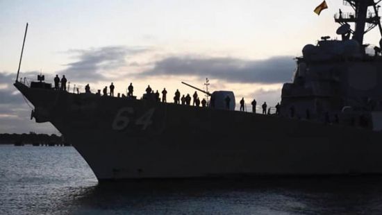 مسؤولون: أمريكا تعمل على اعتراض سفينة خاضعة للعقوبات