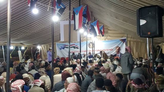 لليوم الـ15.. توافد الحشود الجماهيرية لمخيم اعتصام سيئون