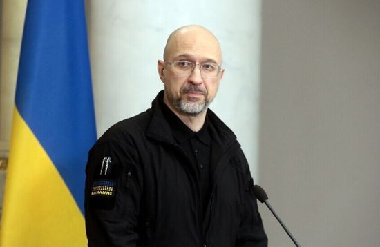 الدفاع الأوكرانية: بناء خط دفاعي على طول خط الجبهة