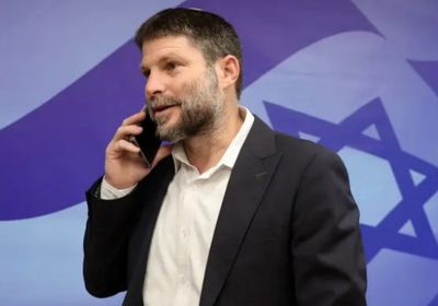 وزير إسرائيلي يلوح بشن عملية عسكرية في غزة ولبنان