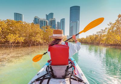 الإمارات تعزز الاستثمار في القطاع السياحي بتسهيلات تنافسية