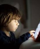 وزيرة سويسرية منفتحة على حظر دخول الأطفال لمنصات التواصل الاجتماعي