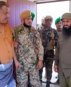 قائد الحزام الأمني يتفقد القوات في قطاع زنجبار