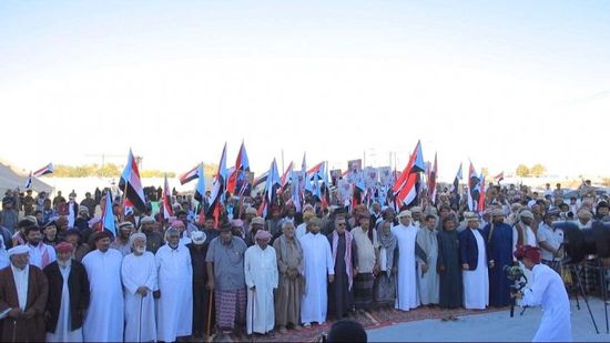 توافد أبناء حات إلى اعتصام المهرة دعما لمطالب شعب الجنوب