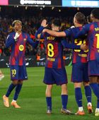 رافينيا وجمال يقودان برشلونة لفوز مريح على 10 من لاعبي فياريال