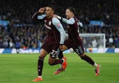 ثنائية روجرز تقود أستون فيلا للفوز على مانشستر يونايتد بالدوري