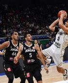 جايلن براون يسجل أعلى رصيد له بالموسم بلغ 47 نقطة في فوز جديد لنيكس