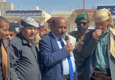 وفد من مكتب الصحة بشبوة يصل لمخيم اعتصام عتق