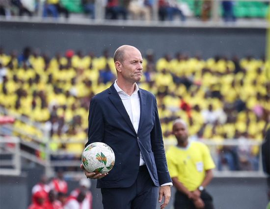 توروب يُعلن قائمة الأهلي لمواجهة غزل المحلة