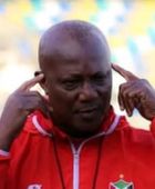 المدرب أبياه: كأس الأمم سترسم البسمة على وجوه السودانيين