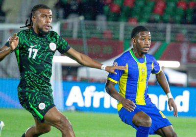 لوكمان يقود نيجيريا للفوز على تنزانيا بكأس الأمم