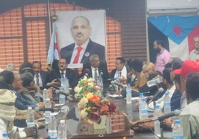 محافظ لحج يدعو إلى إعلان دولة الجنوب العربي