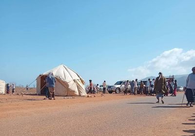 أبناء جزيرة سقطرى يطالبون بإعادة فتح مطار الجزيرة