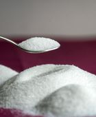 أسعار السكر الخام تواصل تراجعها مع وفرة الإنتاج العالمي