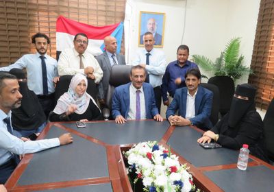 مصلحة الجمارك تؤيد خطوات الرئيس الزُبيدي لإعلان دولة الجنوب