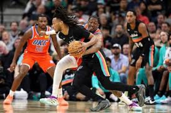 سبيرز يهزم ثاندر بدوري كرة&nbsp; السلة الأمريكي