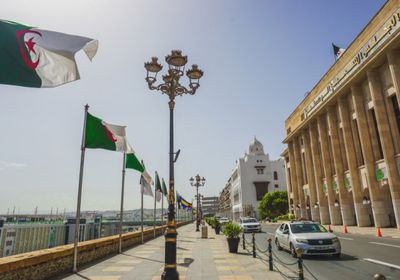 البرلمان الجزائري يصادق بالإجماع على قانون يُجرّم الاستعمار الفرنسي