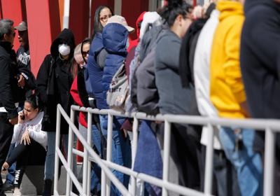 طلبات إعانة البطالة الأمريكية تنخفض خلافا للتوقعات