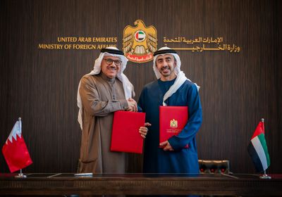 عبدالله بن زايد ووزير الخارجية البحريني يترأسان أعمال اللجنة المشتركة