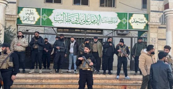 جماعة متطرفة تتبنى تفجير مسجد في حمص