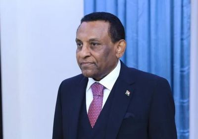 كامل إدريس يشكر السيسي على دعم مبادرة "حكومة السودان للسلام"