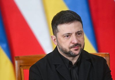 زيلينسكي يقترح خطة جديدة للسلام وسط تجاهل أمريكي
