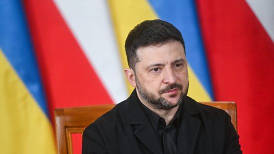 زيلينسكي يقترح خطة جديدة للسلام وسط تجاهل أمريكي