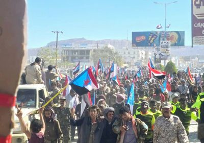 جماهير عتق تدعم تحركات الانتقالي لإعلان دولة الجنوب