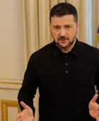 زيلينسكي إلى فلوريدا للتباحث مع ترامب في خطة إنهاء حرب أوكرانيا