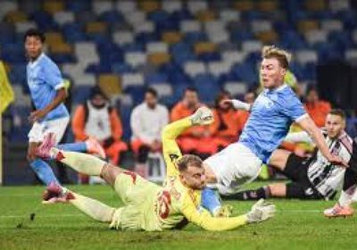 ثنائية هويلوند تقود نابولي للفوز على كريمونيزي بالدوري