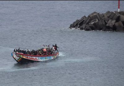 اليونان تنقذ 108 مهاجرين جنوب بجافدوس