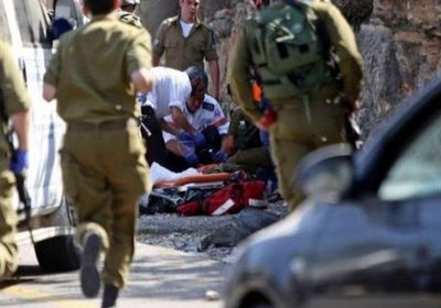 إصابة شاب فلسطيني جراء دهس آلية إسرائيلية لسيارته