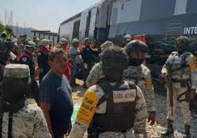 حادث قطار بالمكسيك يودي بحياة 13 شخصًا على الأقل