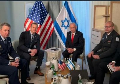 نتنياهو يلتقي وزيرَي الخارجية والحرب الأمريكيين في منتجع مارالاجو