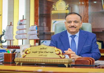 "النقل" تؤيد بشكل مطلق بيان أعضاء مجلس القيادة الرئاسي