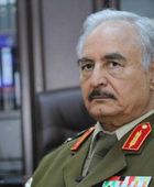 حفتر يوفد ممثلين إلى مصراتة لتقديم العزاء في المشير محمد الحداد