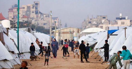 10 دول تحذر من استمرار الوضع الكارثي في غزة