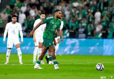 الأهلي يستعيد توازنه بالدوري السعودي بفوزه 2-صفر على الفيحاء