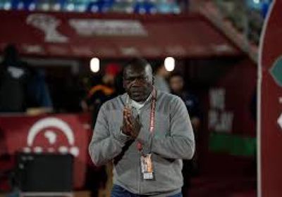 مدرب الكاميرون: لن نقيد حرية مبيومو في الملعب