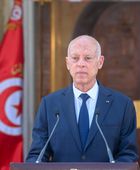 الرئيس التونسي يقرر تمديد حالة الطوارئ شهرًا