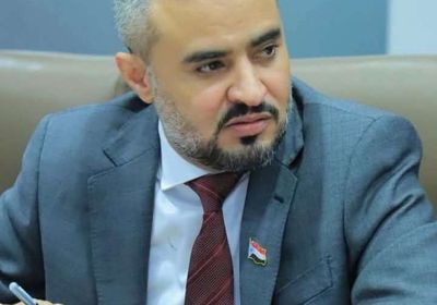 عبدالعزيز الشيخ ينفي أي انسحابات للقوات الجنوبية