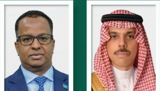 هاتفياً.. وزير الخارجية السعودي يتلقى اتصالاً من نظيره الصومالي