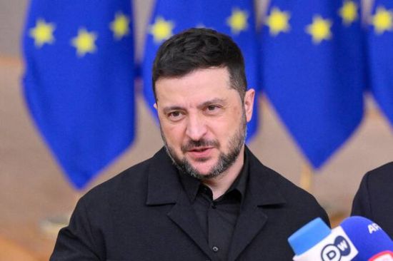 زيلينسكي للأوكرانيين: نحن على بعد "10%" من السلام