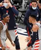 ماكولوم يسجل قبل 1.2 ثانية ليقود ويزاردز لتجاوز باكس في دوري السلة الأمريكي