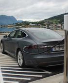 حصة قياسية لمبيعات السيارات الكهربائية في النرويج في 2025 