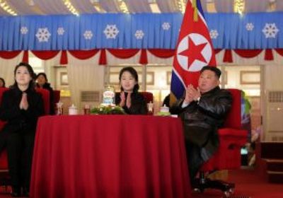  ابنة زعيم كوريا الشمالية تزور ضريح العائلة 